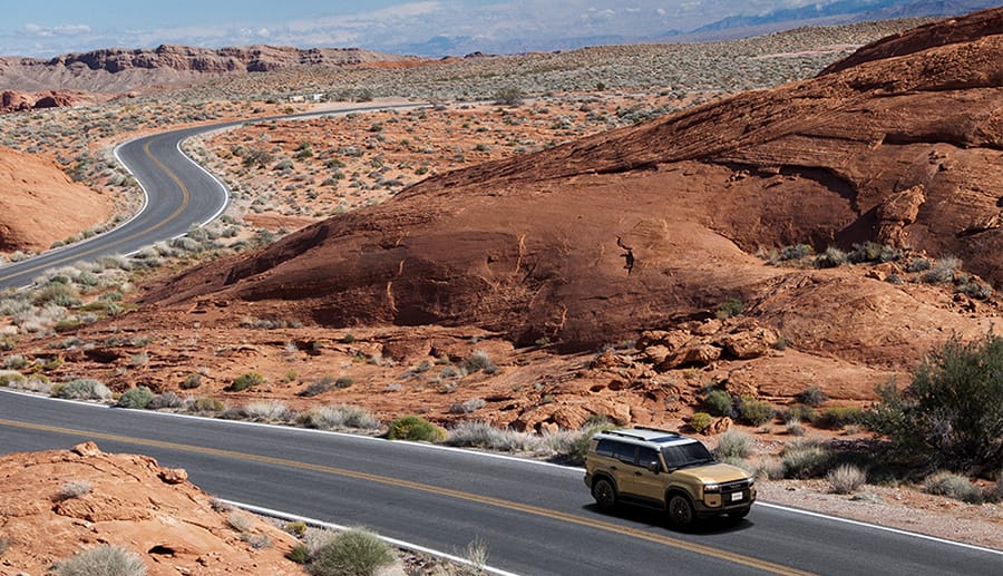新型ランクル250 山道走行