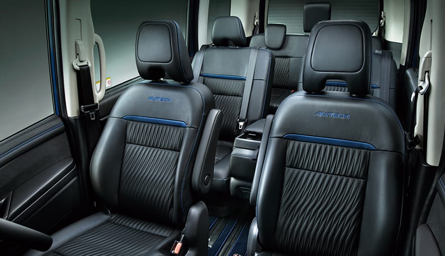 新型セレナ オーテック 後列シート