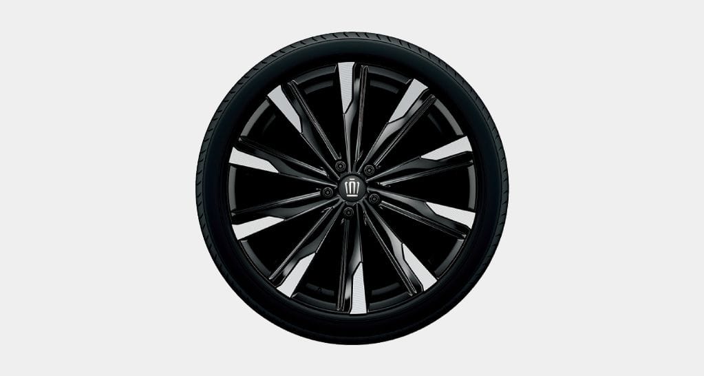 クラウンクロスオーバー かっこいい