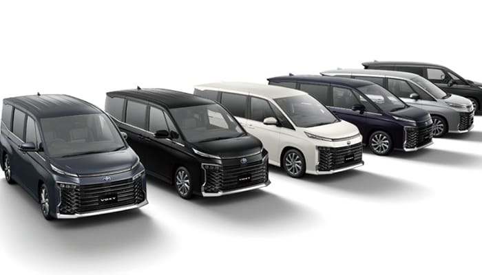 ヴォクシー 納期