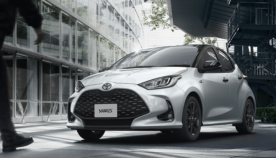 新ヤリスURBANO（ウルバーノ）