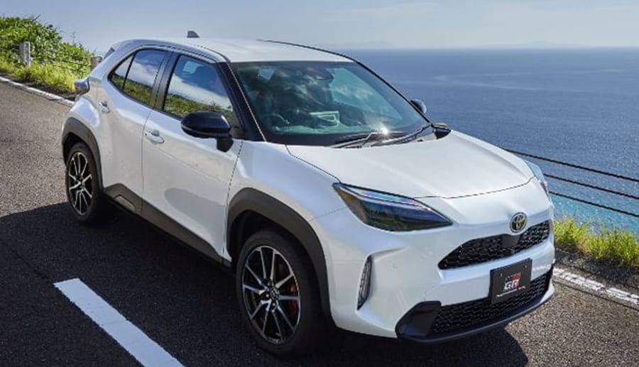 ヤリスクロスクロス