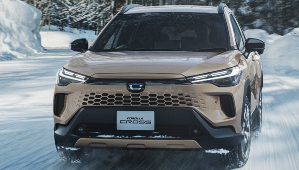 新型カローラクロス