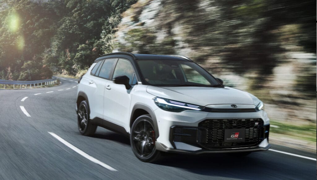 新型カローラ クロス GR