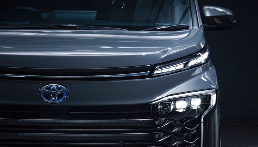 ヴォクシー 納期