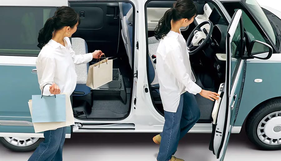 ムーヴ キャンバス