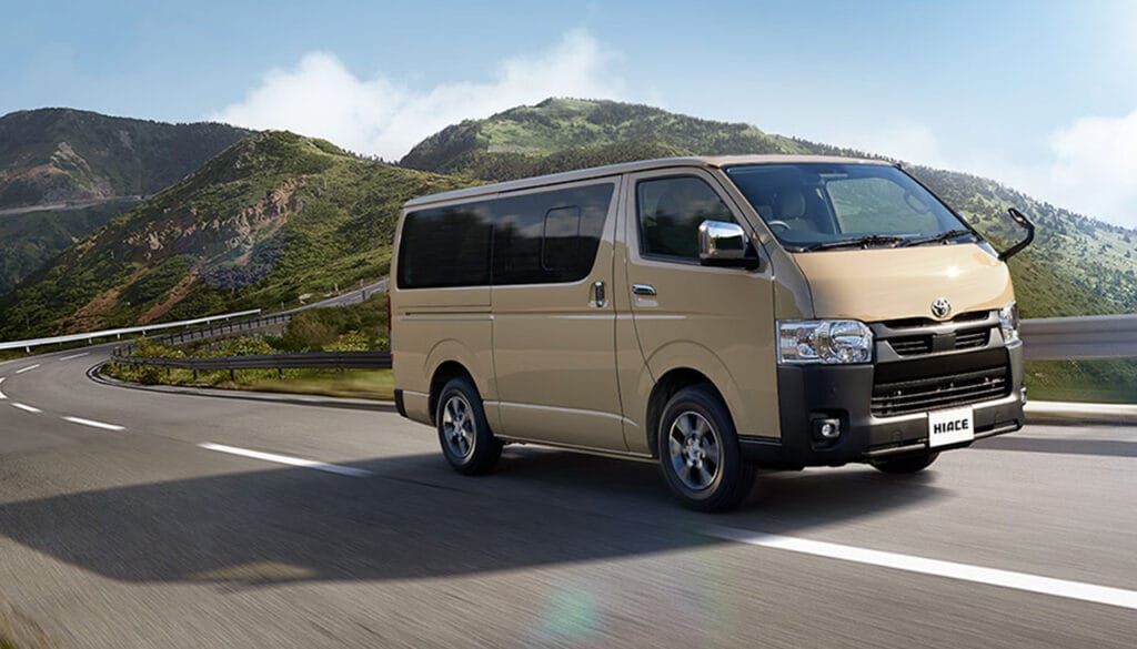 ハイエース アース カラー