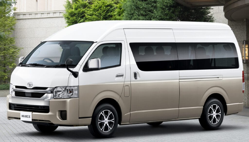 ハイエース 4ナンバー