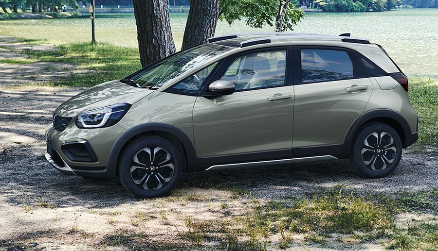 新型 フィット ダサい