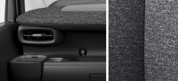 内装色:ブラック