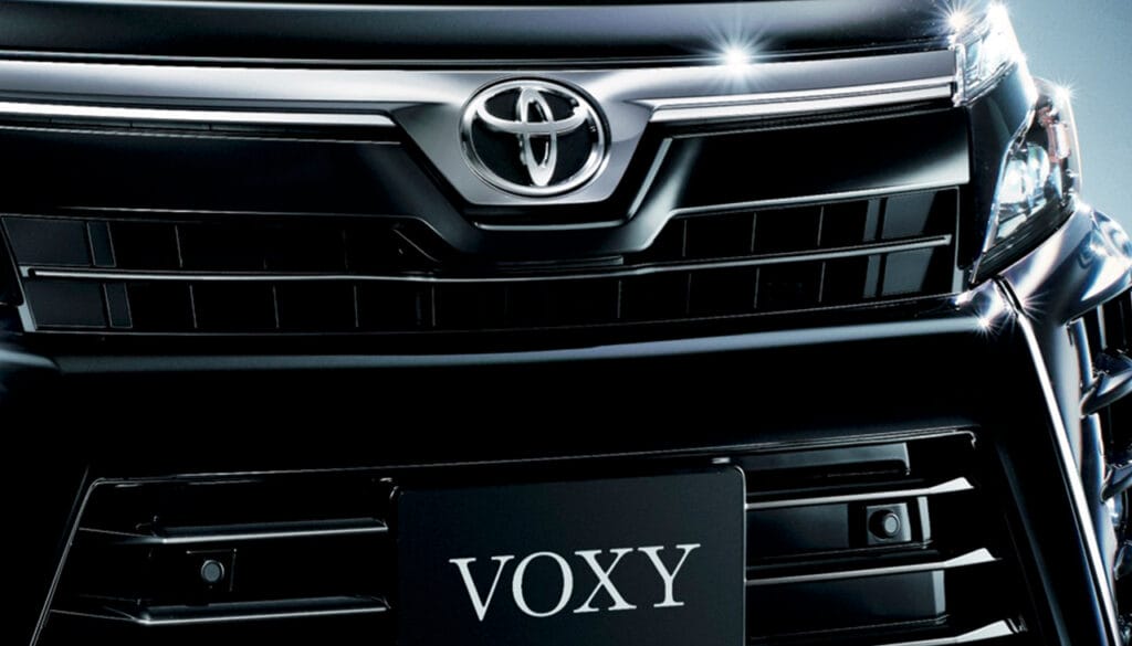 新型ヴォクシー 煌めき