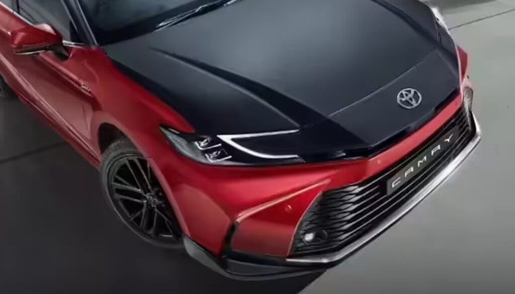 新型カムリ スプリントエディション