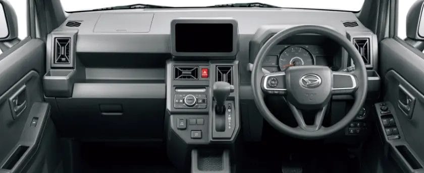 ダイハツ タフト