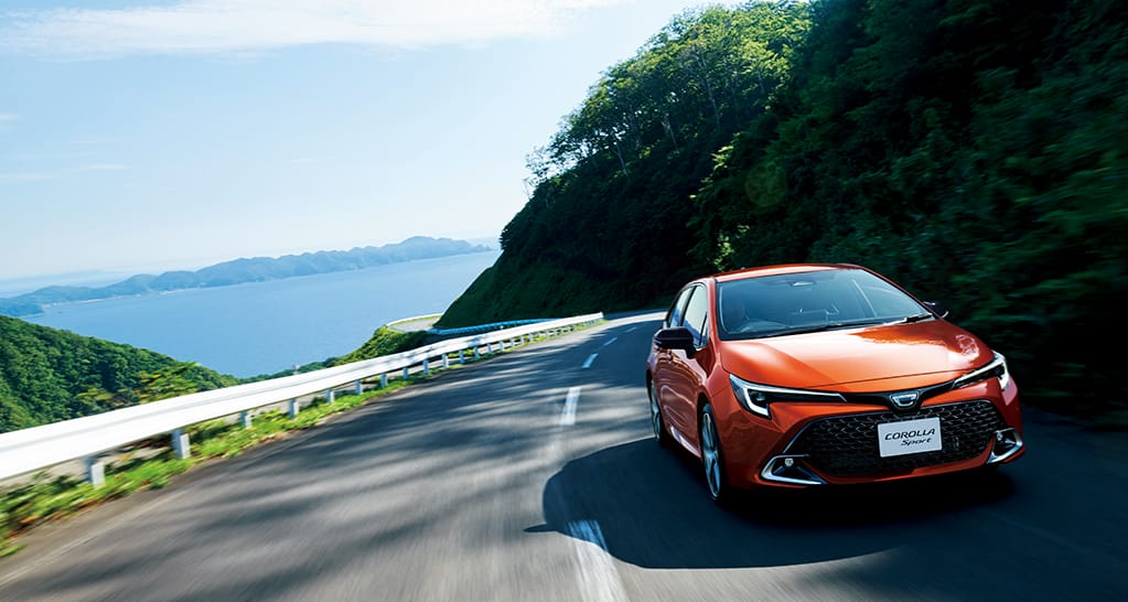 カローラスポーツ