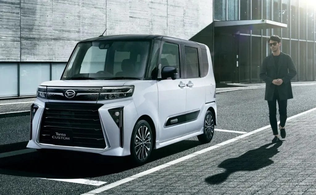 ダイハツ タント