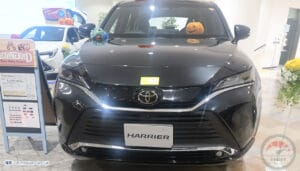 ハリアー　ブラック現地撮影：© Premium Cars Life（ウエインズトヨタ神奈川・トレッサ横浜オートモール）
