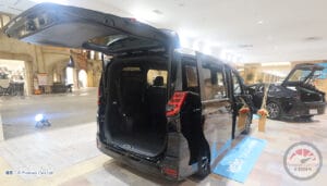 トヨタ ノア現地撮影：© Premium Cars Life（ウエインズトヨタ神奈川・トレッサ横浜オートモール）